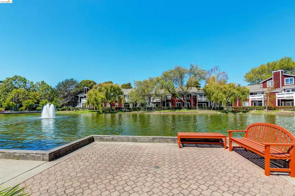 $385,000 | 91 Marina Lakes Drive, Richmond, CA 94804