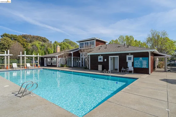 $385,000 | 91 Marina Lakes Drive, Richmond, CA 94804