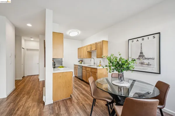 $385,000 | 91 Marina Lakes Drive, Richmond, CA 94804