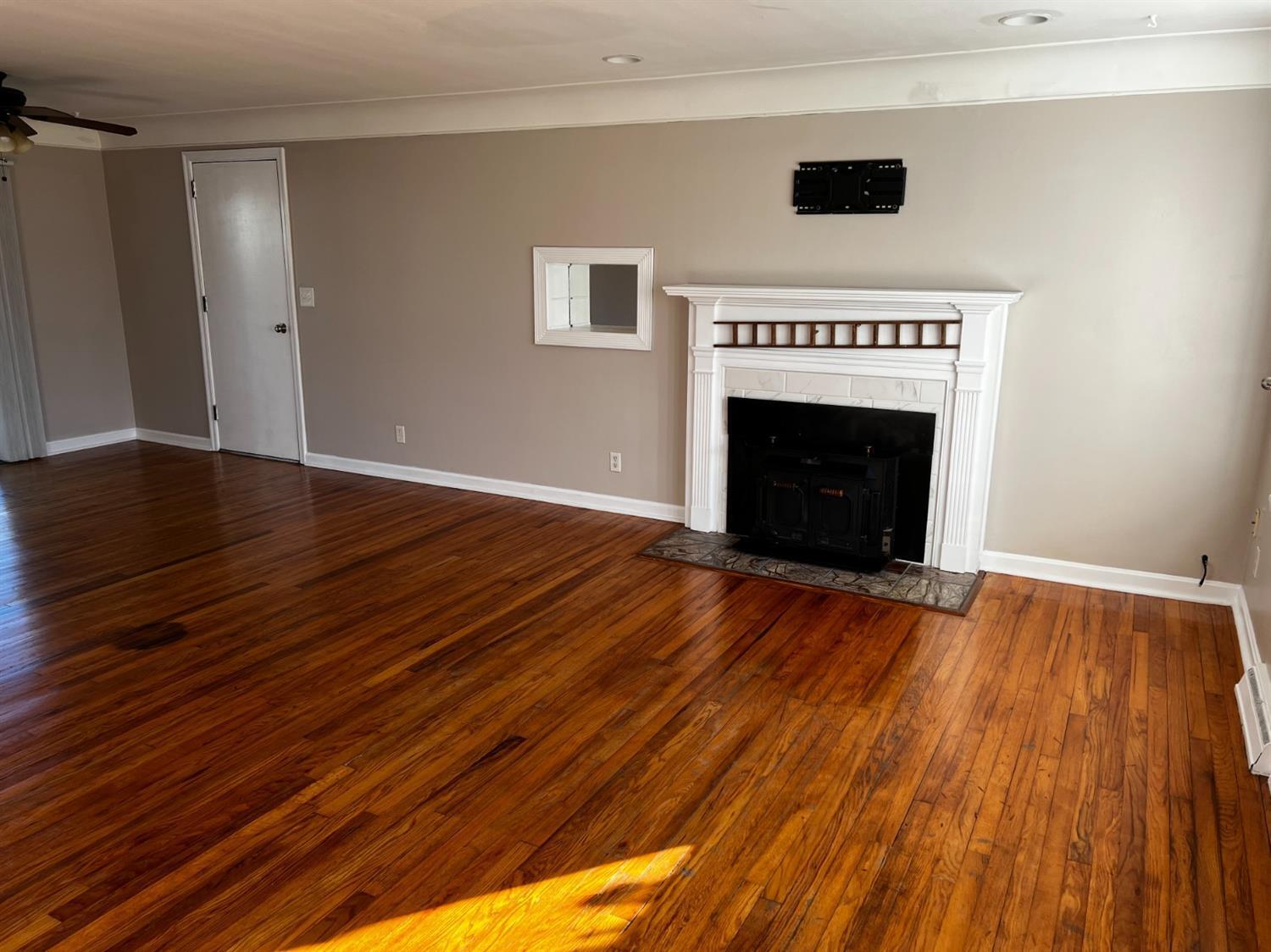 3860 Hopper Hill Road Cincinnati, OH 45255 - Photo 3 of 18 Gallery Image 3