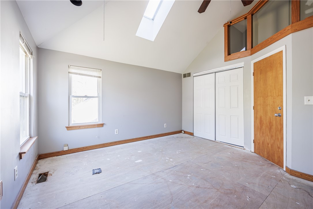 5692 Pittsford Palmyra Road Pittsford, NY 14534 - Photo 13 of 39