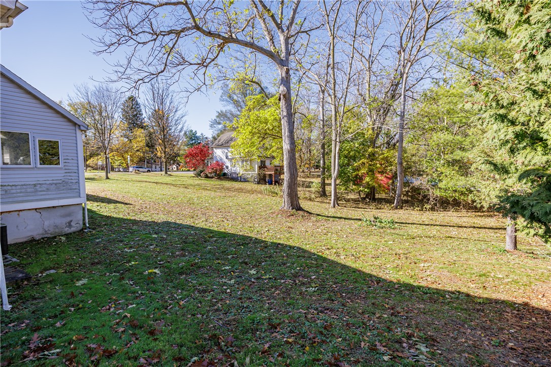5692 Pittsford Palmyra Road Pittsford, NY 14534 - Photo 3 of 39