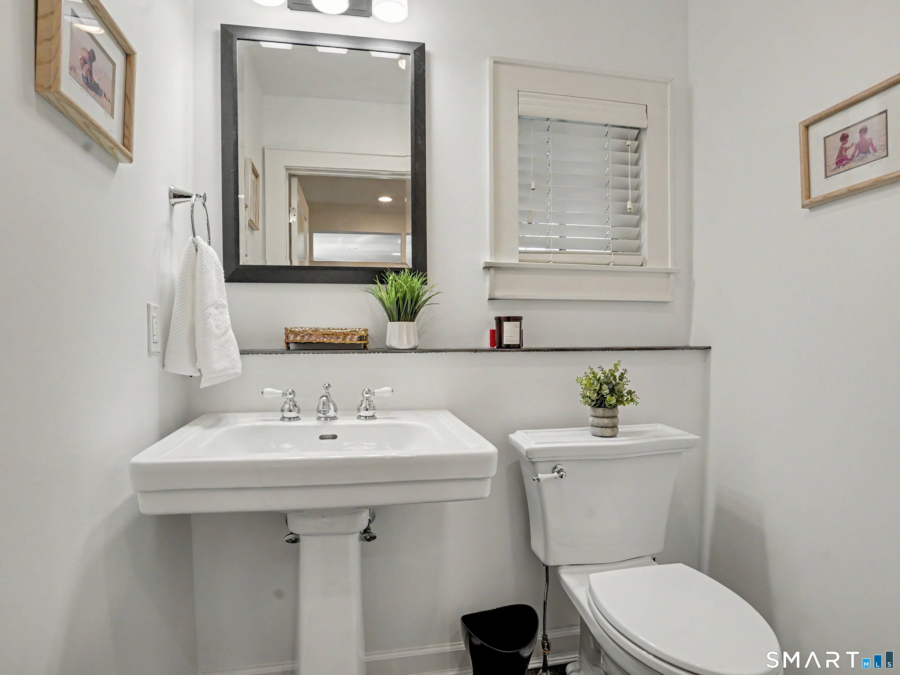 114 Lee Drive Fairfield, CT 06824 - Photo 13 of 36 Gallery Image 13
