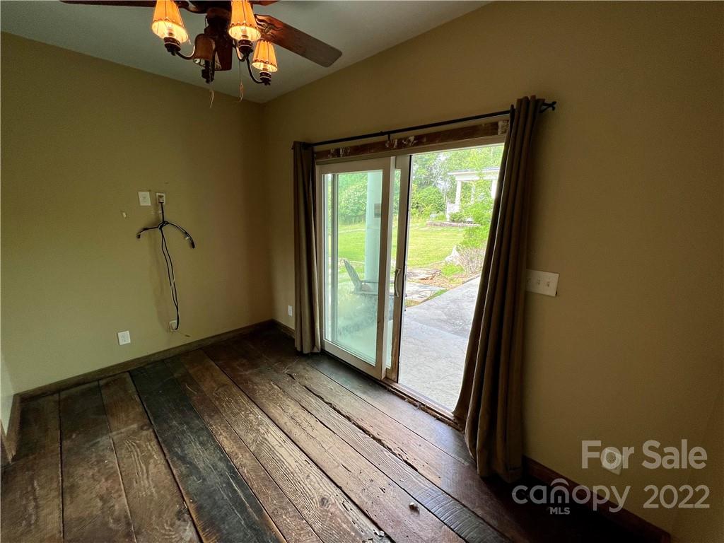 5237 Theys Road Raleigh, NC 27606 - Photo 27 of 48 Gallery Image 27