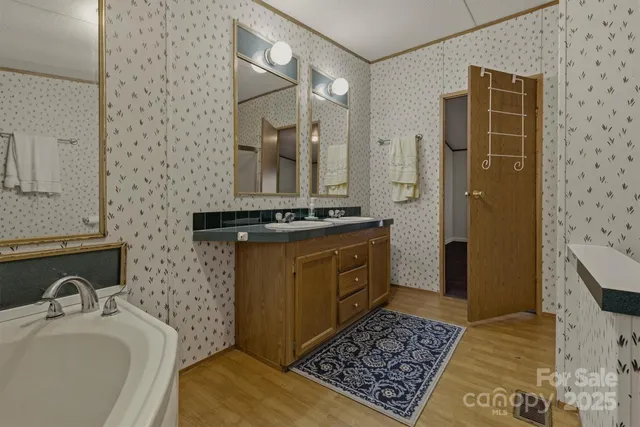 $164,900 | 8862 Rhodhiss Road, Connelly Springs, NC 28612