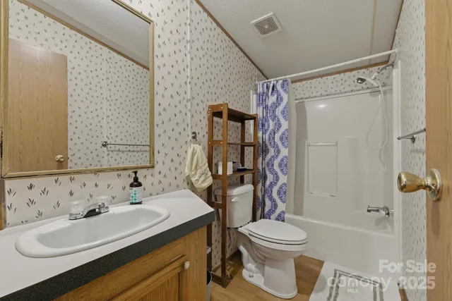 $164,900 | 8862 Rhodhiss Road, Connelly Springs, NC 28612