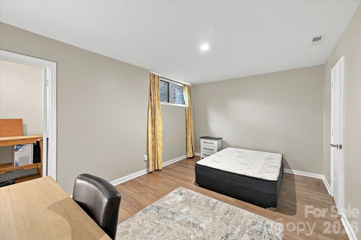 5805 Sharon Road, Unit E Charlotte, NC 28210 - Photo 17 of 27 Gallery Image 17