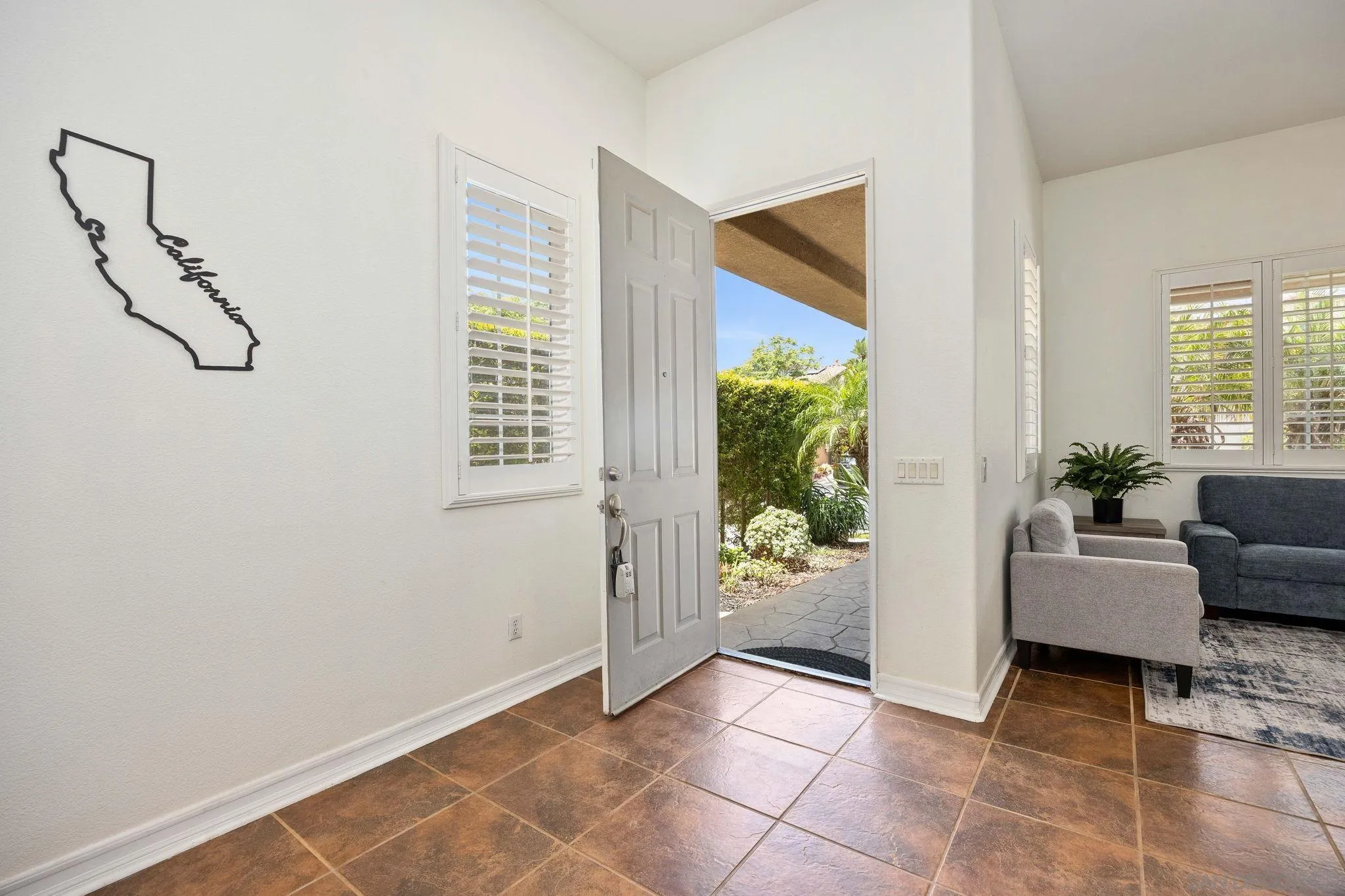 1158 Wind River Road Chula Vista, CA 91913 - Photo 7 of 47 Gallery Image 7