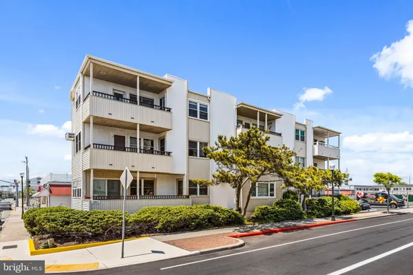 $374,000 | 2801 Baltimore Avenue, Unit 307, Ocean City, MD 21842