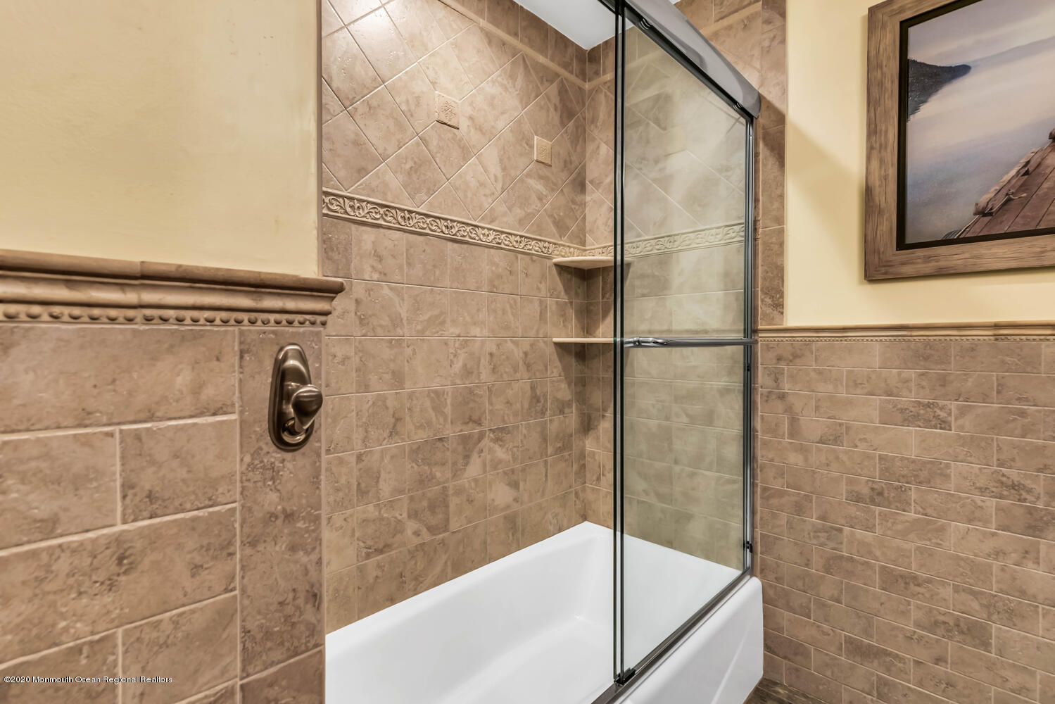 40 Yearling Path Colts Neck, NJ 07722 - Photo 33 of 50 40 Yearling Path Colts Neck NJ-large-037