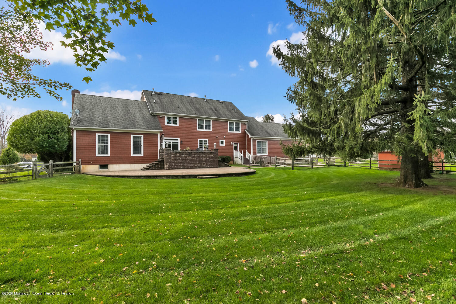 40 Yearling Path Colts Neck, NJ 07722 - Photo 44 of 50 40 Yearling Path Colts Neck NJ-large-049