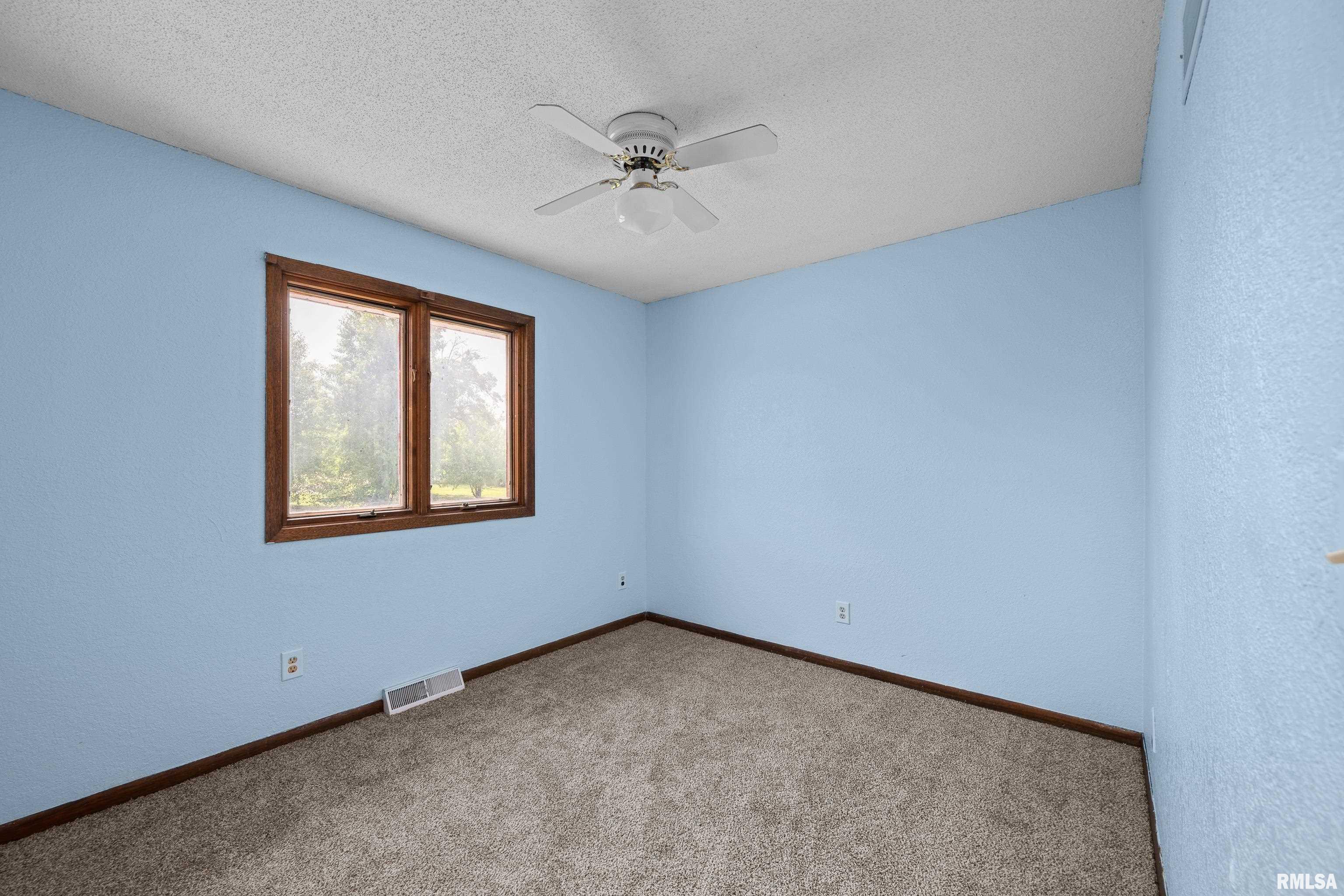 3796 160th Street Bryant, IA 52727 - Photo 27 of 56