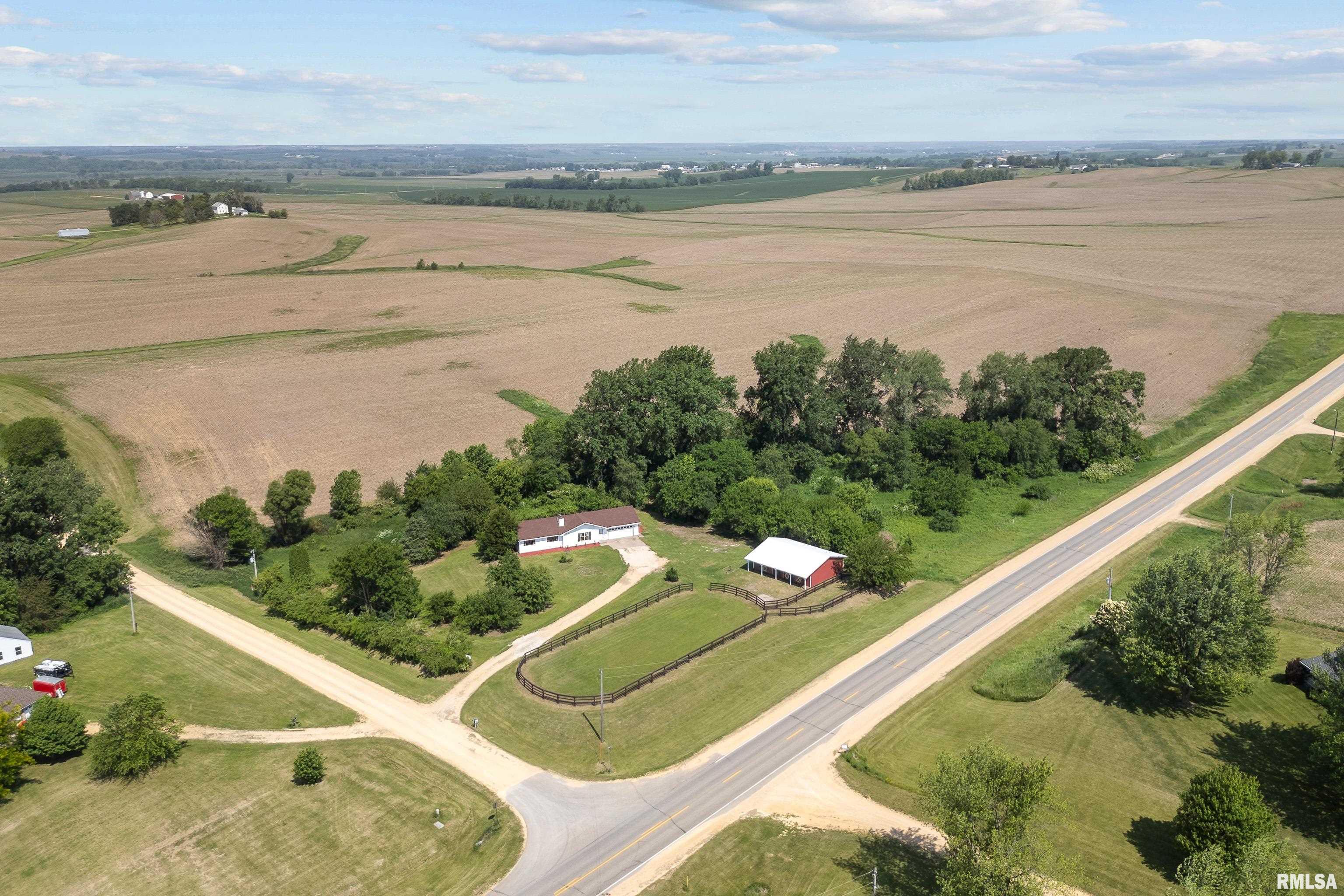 3796 160th Street Bryant, IA 52727 - Photo 4 of 56