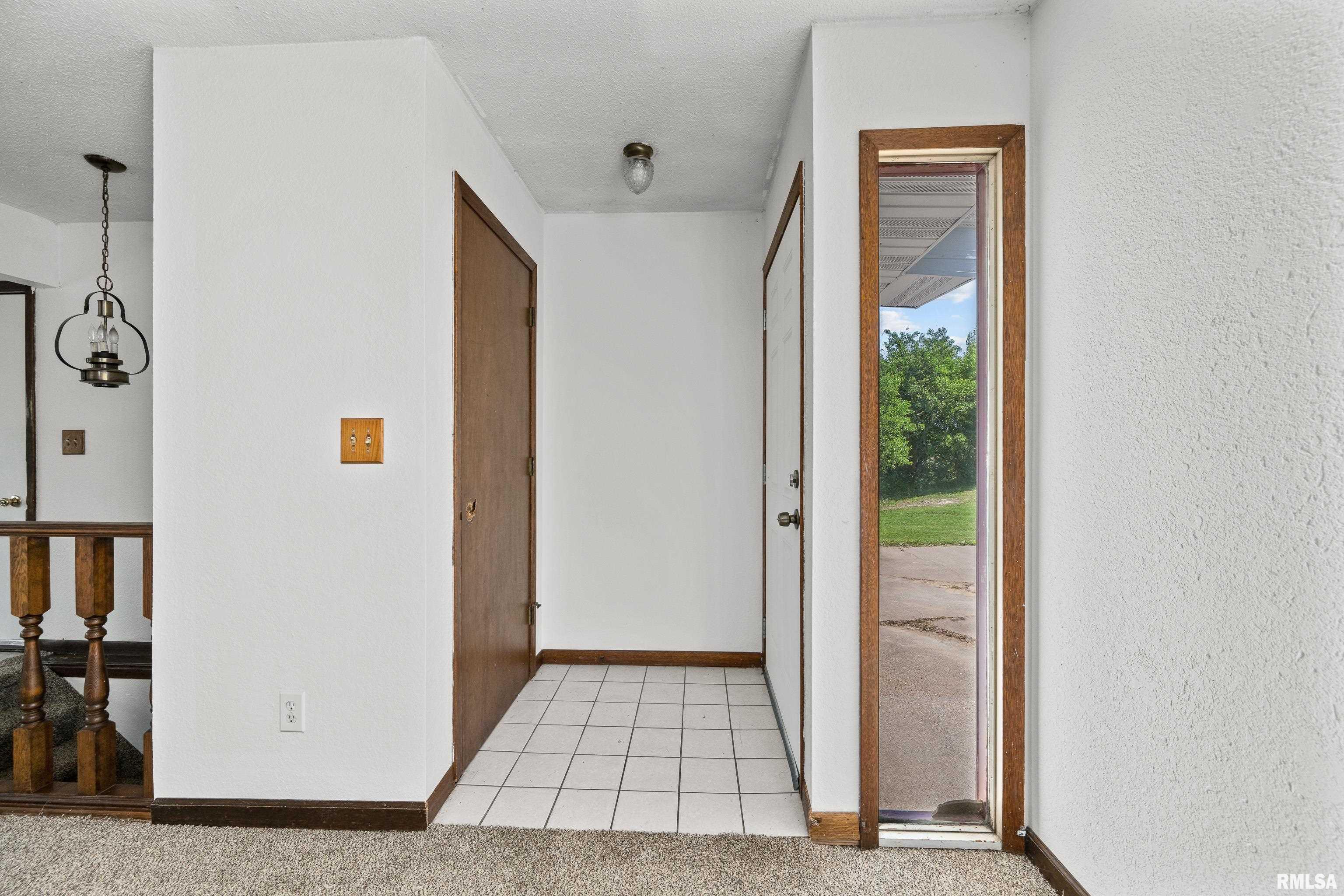 3796 160th Street Bryant, IA 52727 - Photo 5 of 56