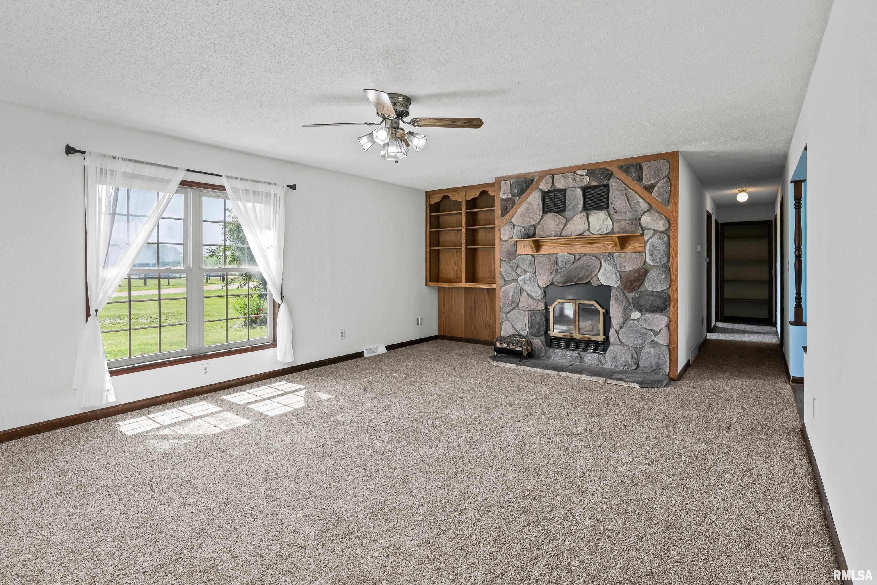 3796 160th Street Bryant, IA 52727 - Photo 10 of 56