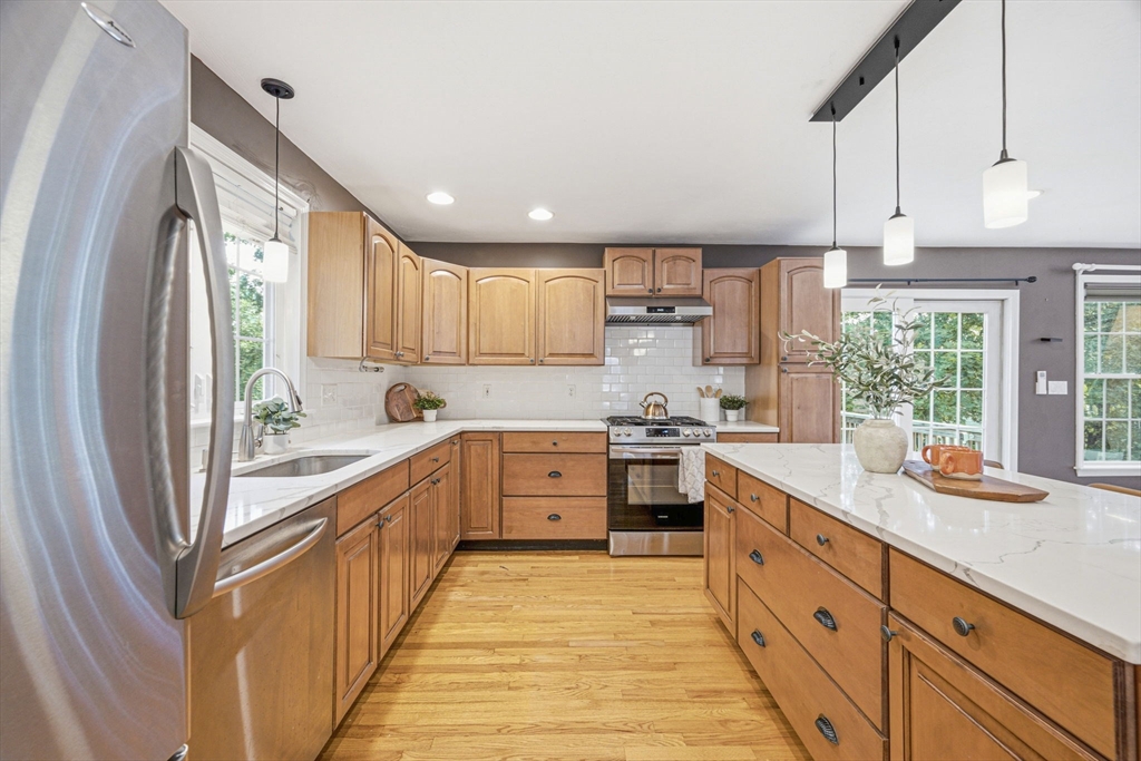 77 Thayer Road Braintree, MA 02184 - Photo 14 of 42