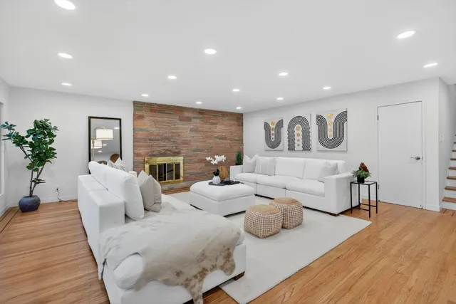 $1,988,000 | 72 Cresta Vista Drive, San Francisco, CA 94127