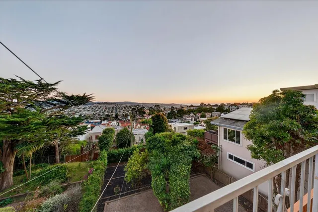 $1,988,000 | 72 Cresta Vista Drive, San Francisco, CA 94127