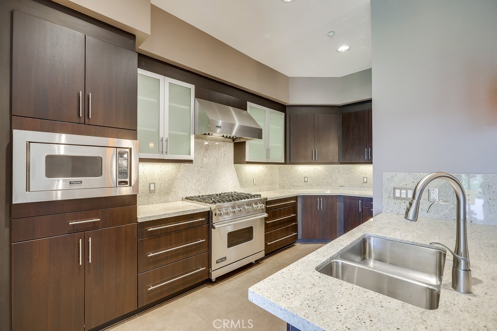 402 Rockefeller, Unit 410 Irvine, CA 92612 - Photo 12 of 75