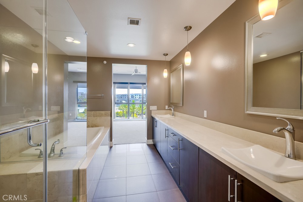 402 Rockefeller, Unit 410 Irvine, CA 92612 - Photo 33 of 75