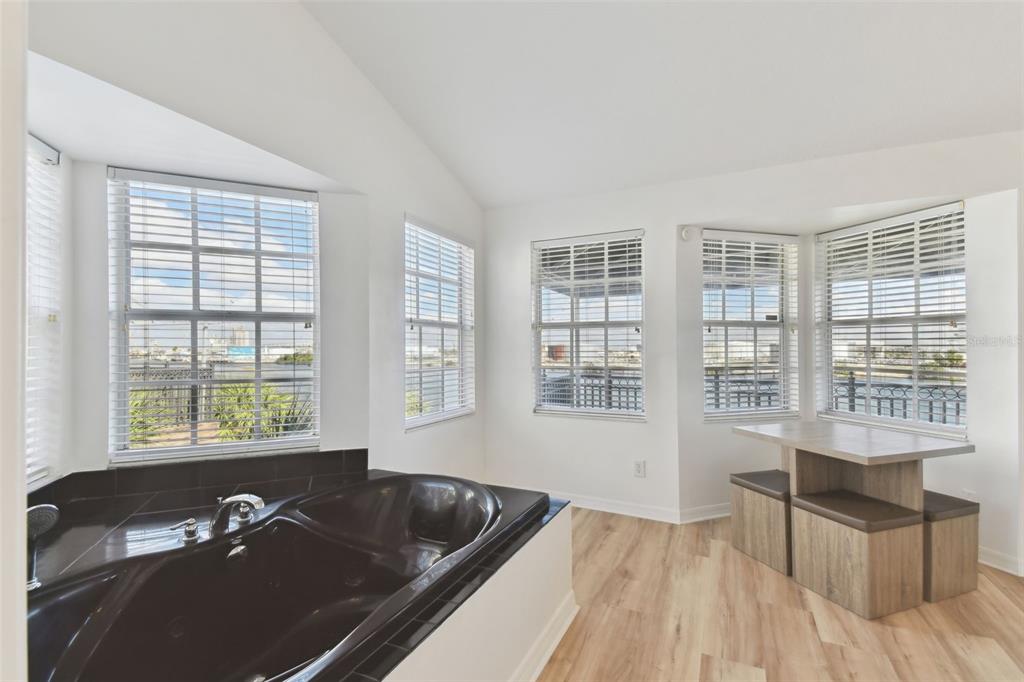 1464 Harbour Walk Road Tampa, FL 33602 - Photo 22 of 45