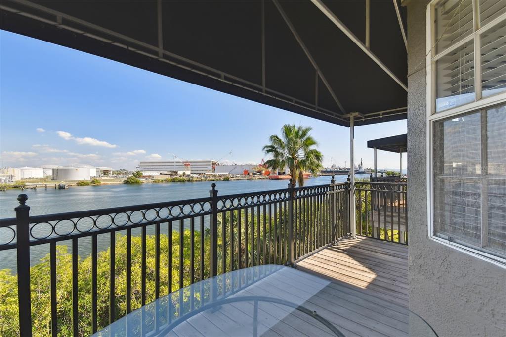 1464 Harbour Walk Road Tampa, FL 33602 - Photo 27 of 45