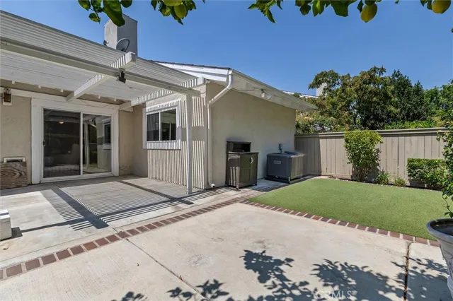 $1,095,000 | 22 Firebird, Unit 71, Irvine, CA 92604