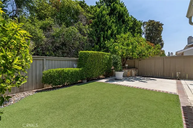 $1,095,000 | 22 Firebird, Unit 71, Irvine, CA 92604