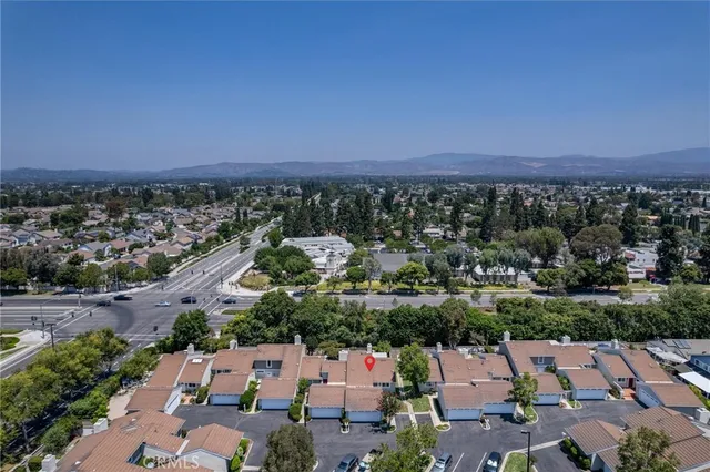 $1,095,000 | 22 Firebird, Unit 71, Irvine, CA 92604