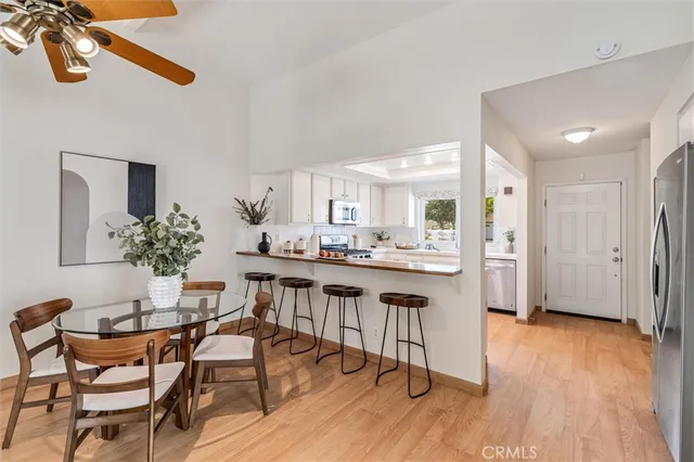 $1,095,000 | 22 Firebird, Unit 71, Irvine, CA 92604