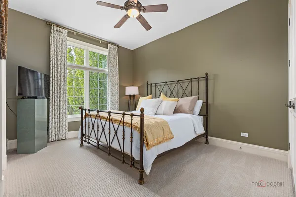 $3,398,000 | 5 Jennifer Court, Barrington, IL 60010