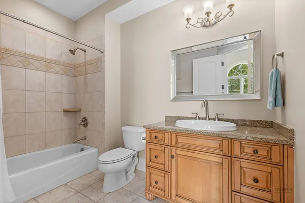$3,398,000 | 5 Jennifer Court, Barrington, IL 60010