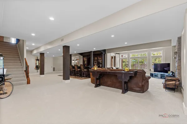 $3,398,000 | 5 Jennifer Court, Barrington, IL 60010