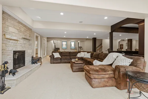 $3,398,000 | 5 Jennifer Court, Barrington, IL 60010