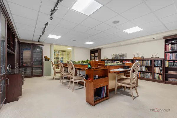 $3,398,000 | 5 Jennifer Court, Barrington, IL 60010