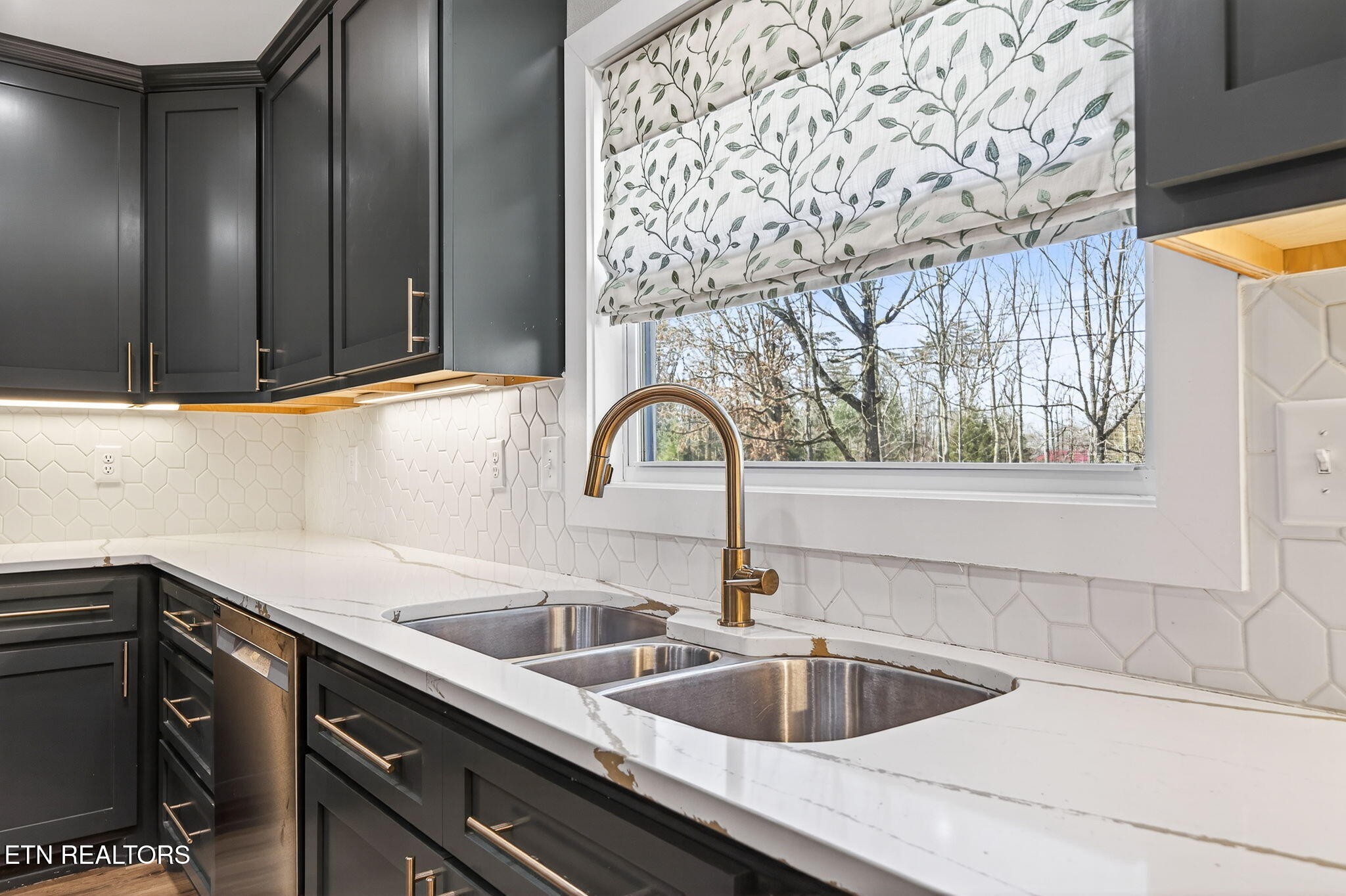 2490 Chestnut Hill Road Crossville, TN 38571 - Photo 16 of 51