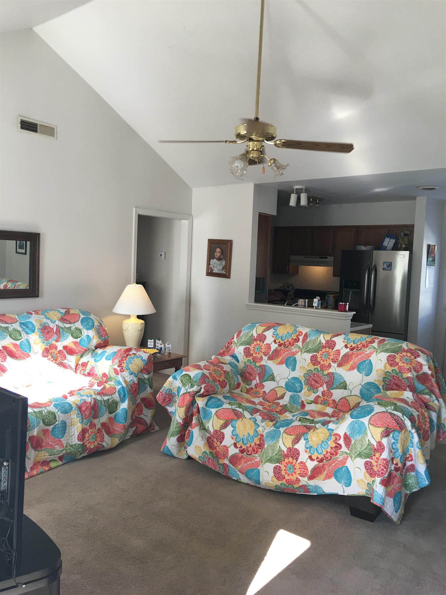 1241 Cheyenne Boulevard Madison, TN 37115 - Photo 7 of 16 a bedroom with bed and window