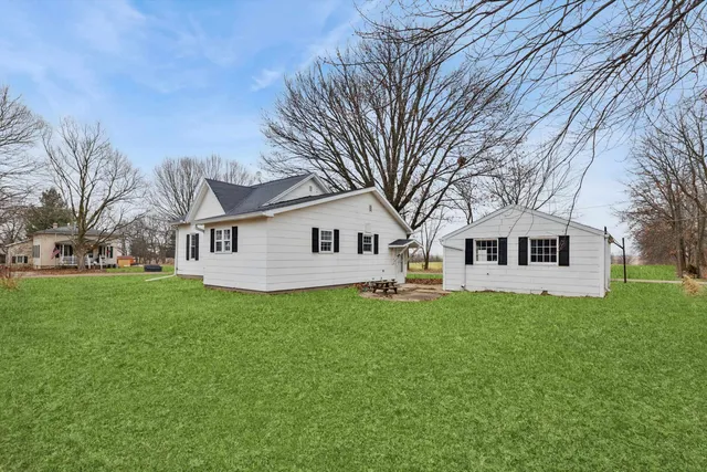 $100,000 | 310 North Scott Street, Alexis, IL 61412