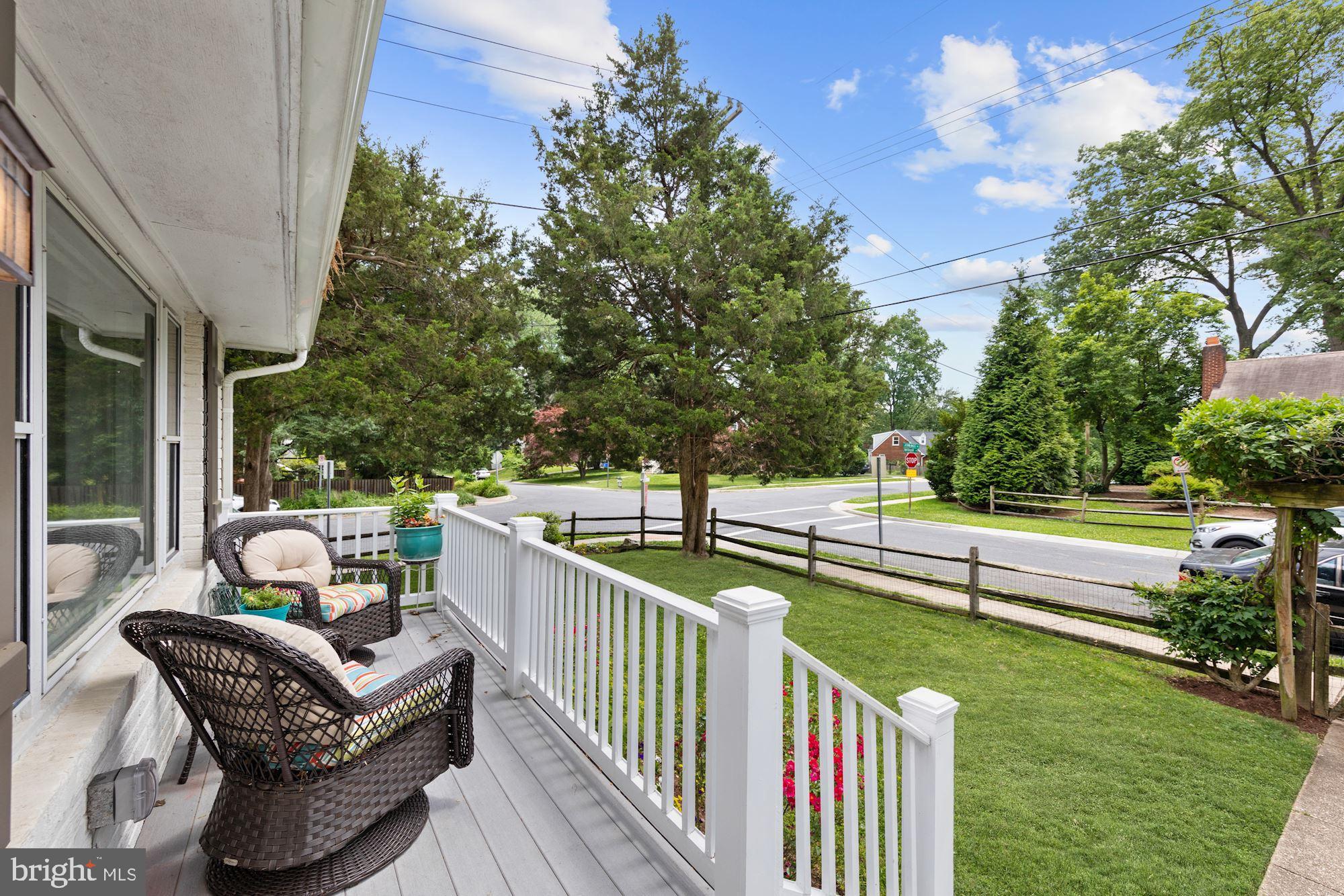 2801 Jennings Road Kensington, MD 20895 - Photo 4 of 27 Front Porch View
