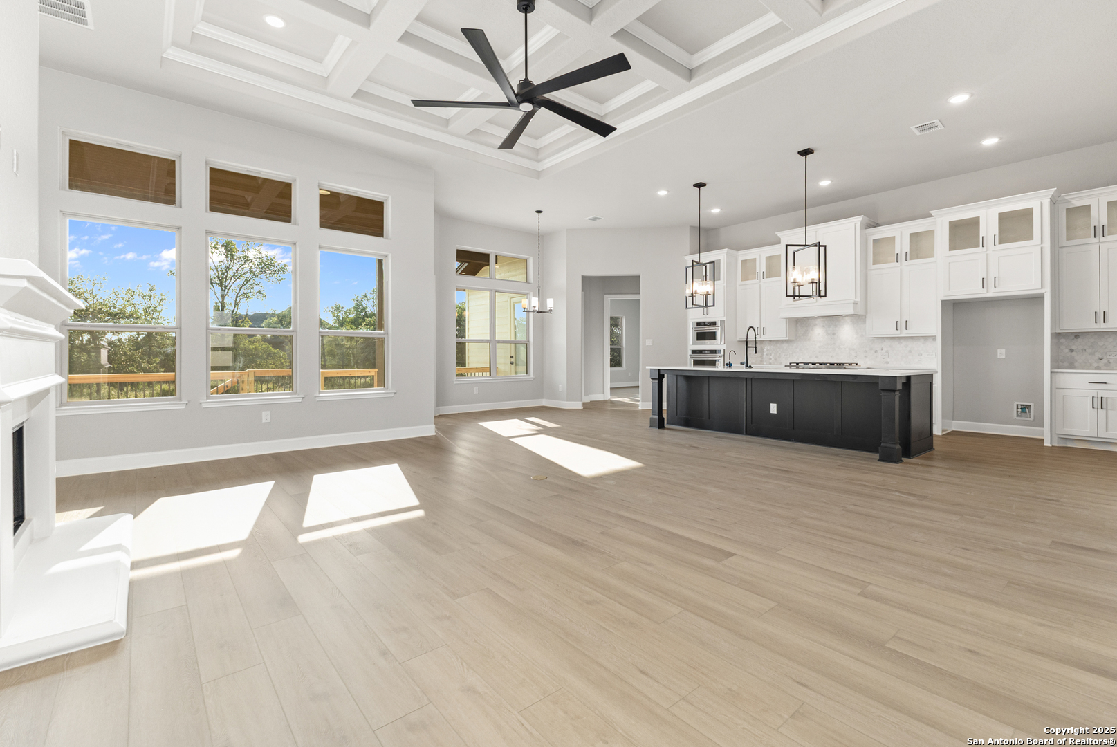 159 Bauer Lane Castroville, TX 78009 - Photo 15 of 32