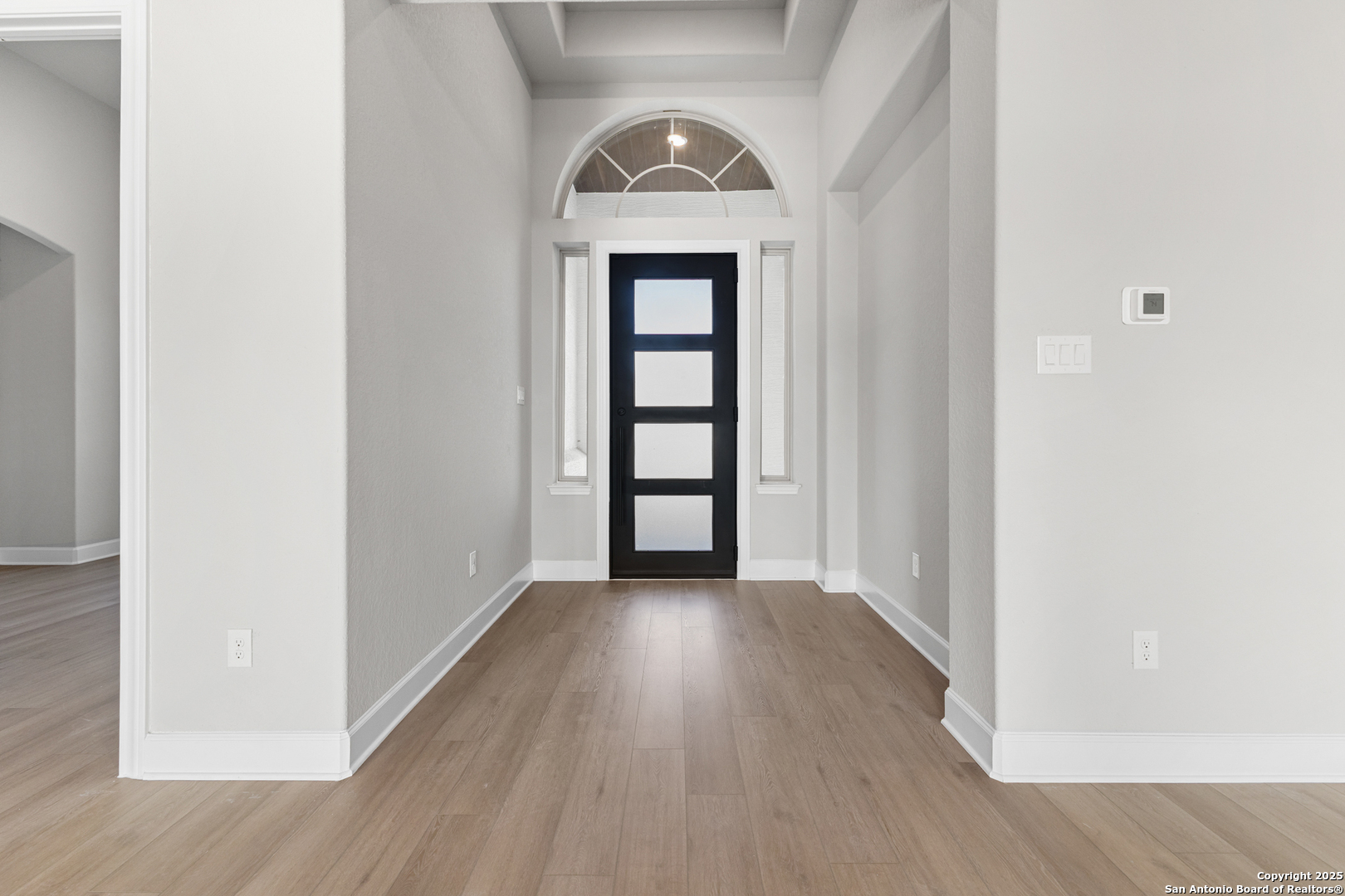 159 Bauer Lane Castroville, TX 78009 - Photo 4 of 32