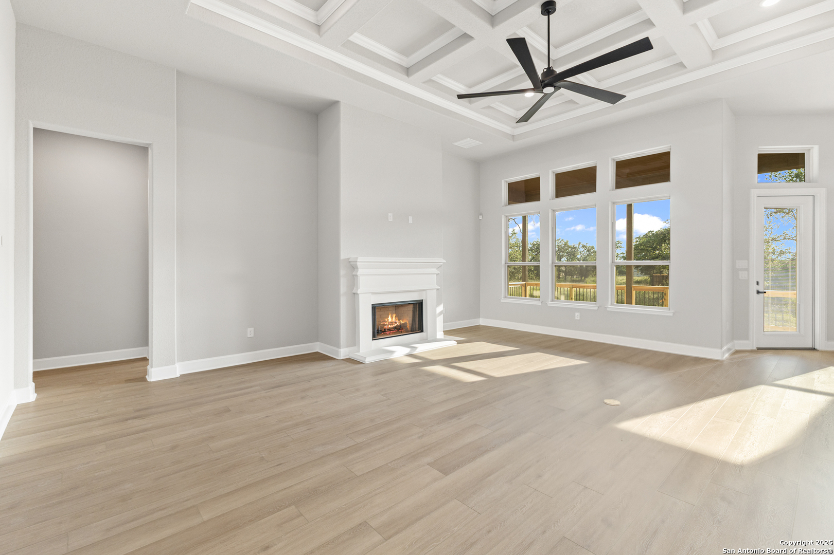 159 Bauer Lane Castroville, TX 78009 - Photo 5 of 32