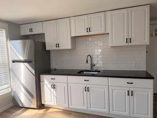 $1,850 | 42 Broadway, Unit 4, Pembroke, NH 03275