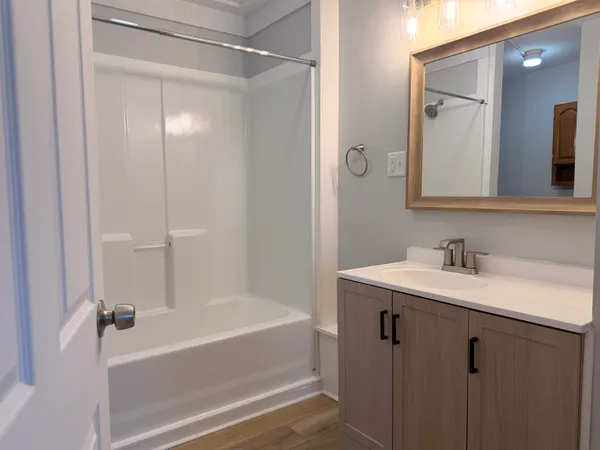 $1,850 | 42 Broadway, Unit 4, Pembroke, NH 03275