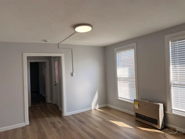 $1,850 | 42 Broadway, Unit 4, Pembroke, NH 03275