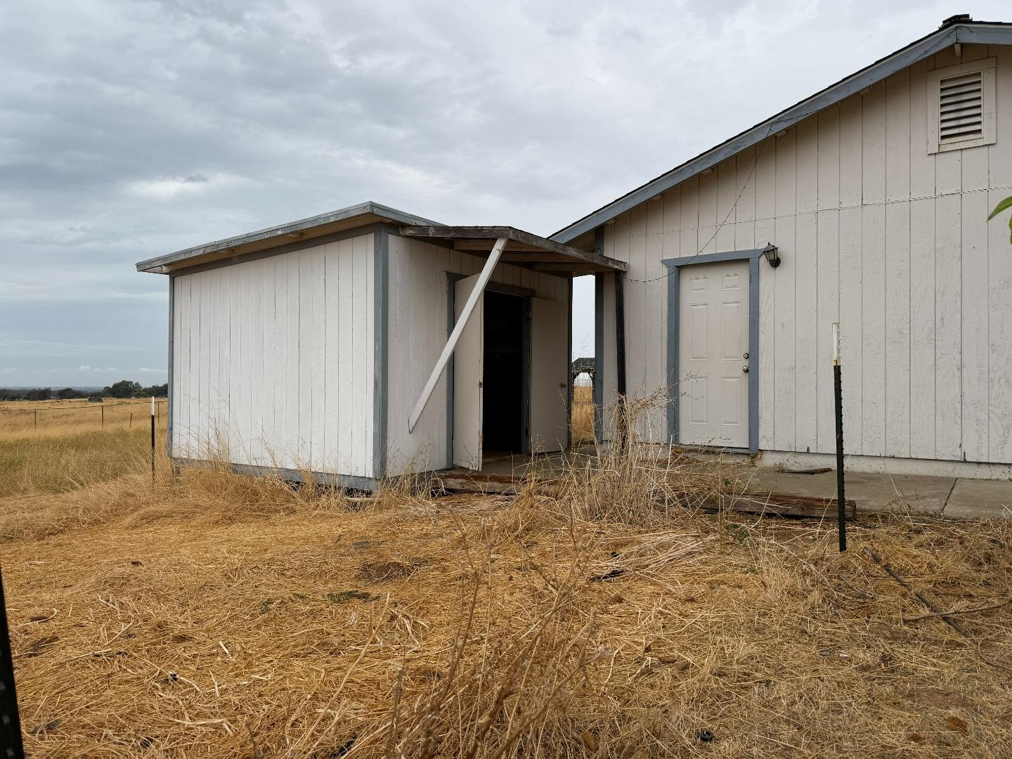 7947 Camp Far West Road Wheatland, CA 95692 - Photo 25 of 32 a house view with a outdoor space