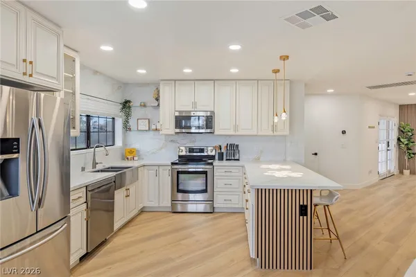 $10,000 | 4045 West Mardon Avenue, Las Vegas, NV 89139