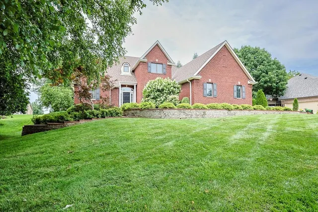 $540,000 | 4809 North Lakewood Drive, St. Joseph, MO 64506