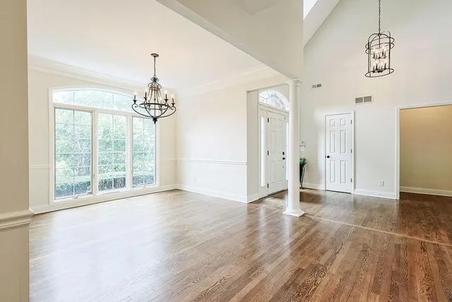 $540,000 | 4809 North Lakewood Drive, St. Joseph, MO 64506