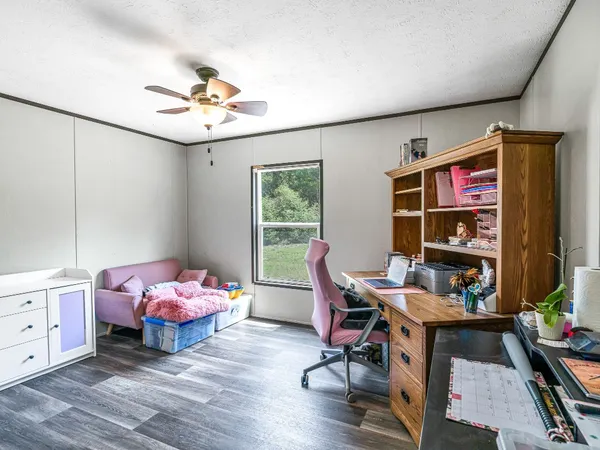 $400,000 | 1047 Jimbob Lane, New Ulm, TX 78950